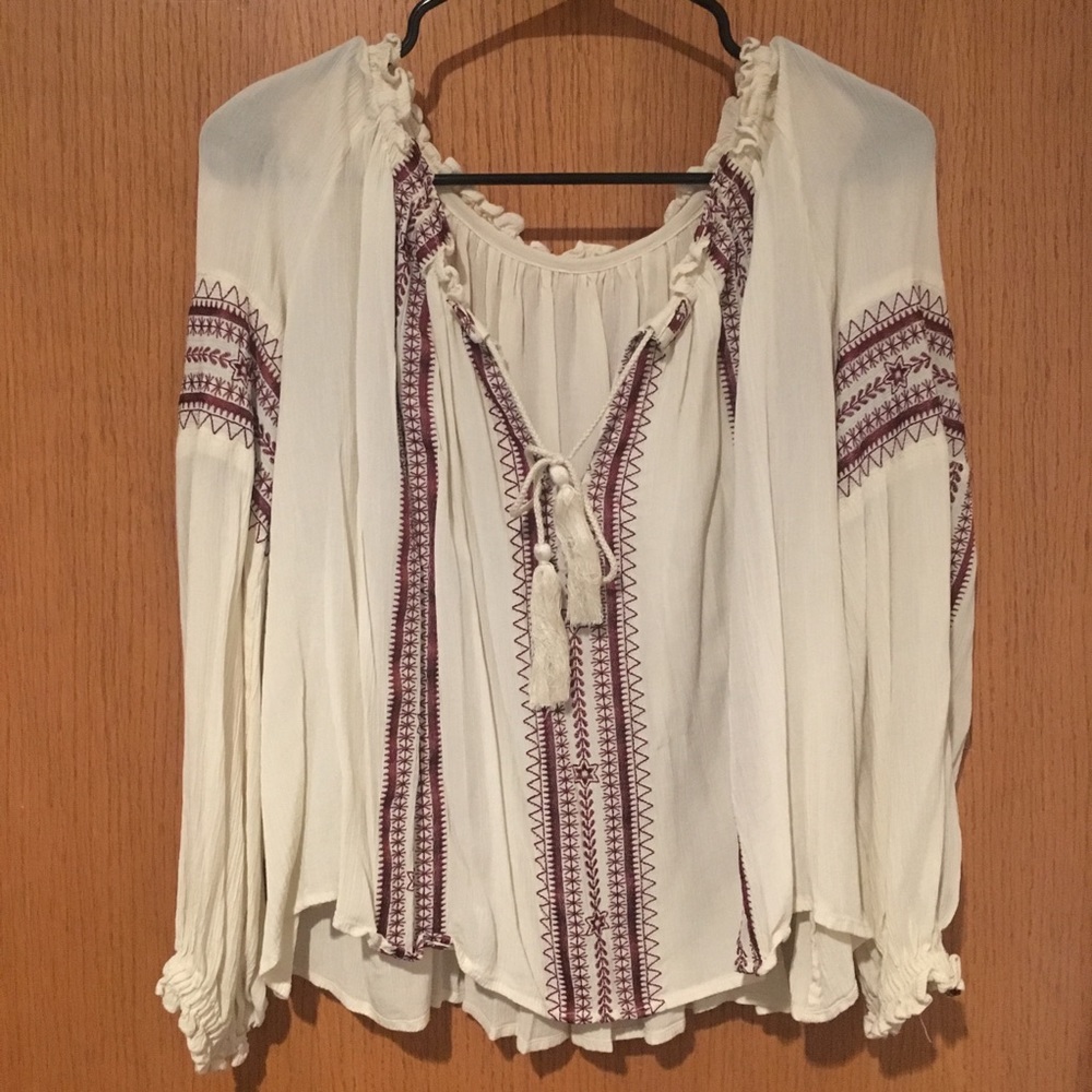 Francesca’s Bohemian Style long sleeve Blouse